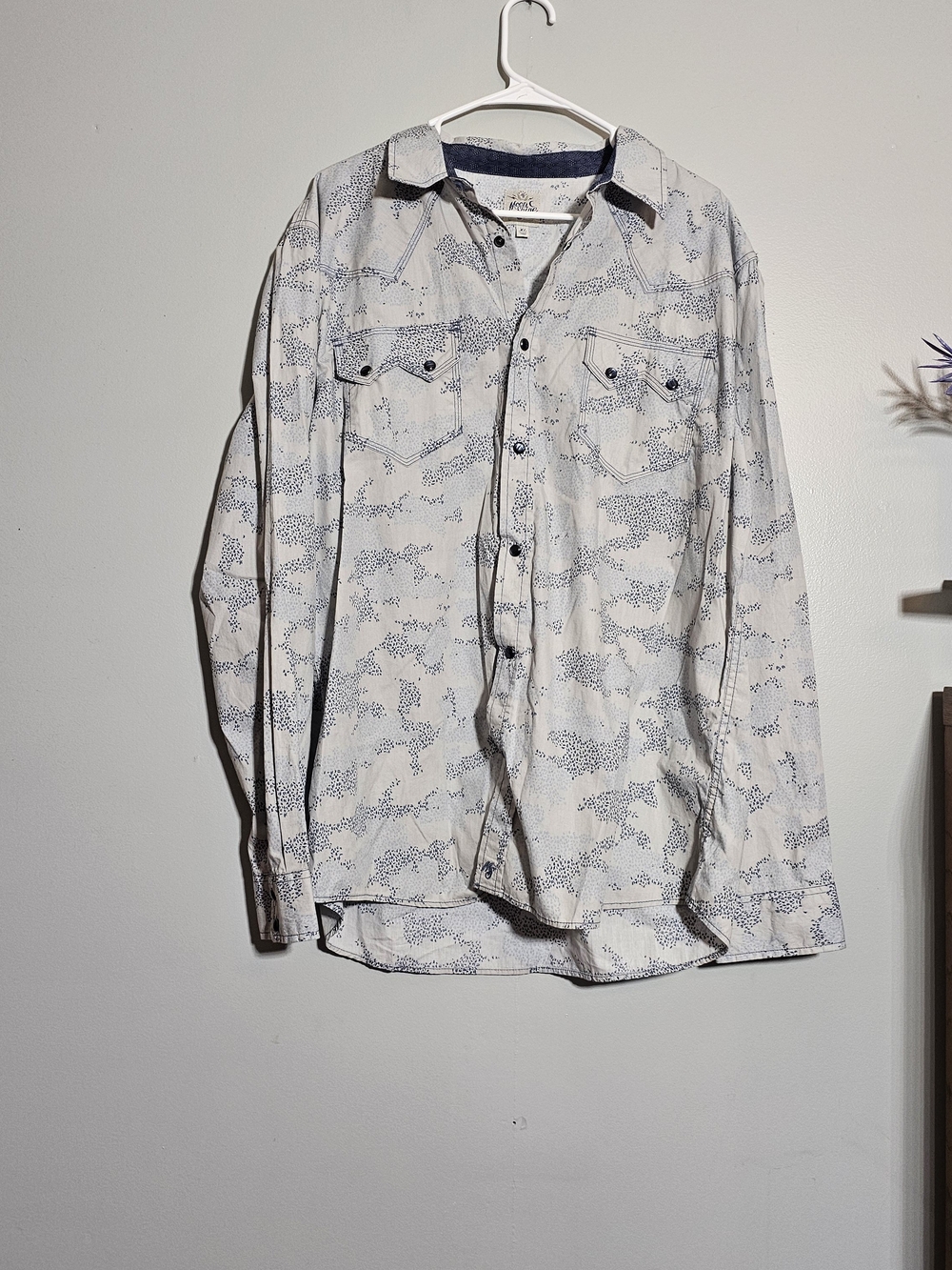 Lightweight Printed Shirt Jacket - White with Navy Dot Print